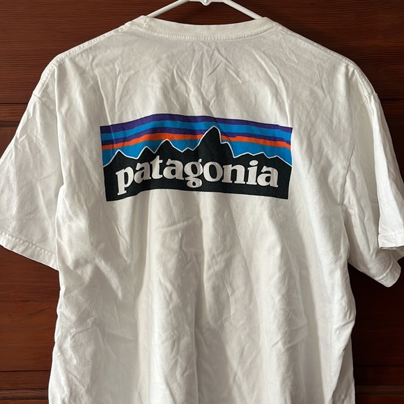 Patagonia Tee - Picture 2 of 2